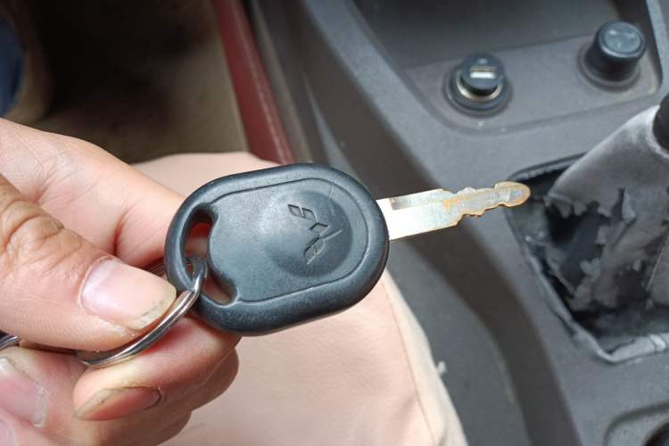 Used Wuling Hongguang 2014 1.5L S Standard Version Vehicle Key