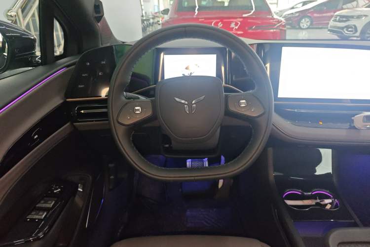 Used Hongqi EH7 2025 600 Smart Selection Edition
