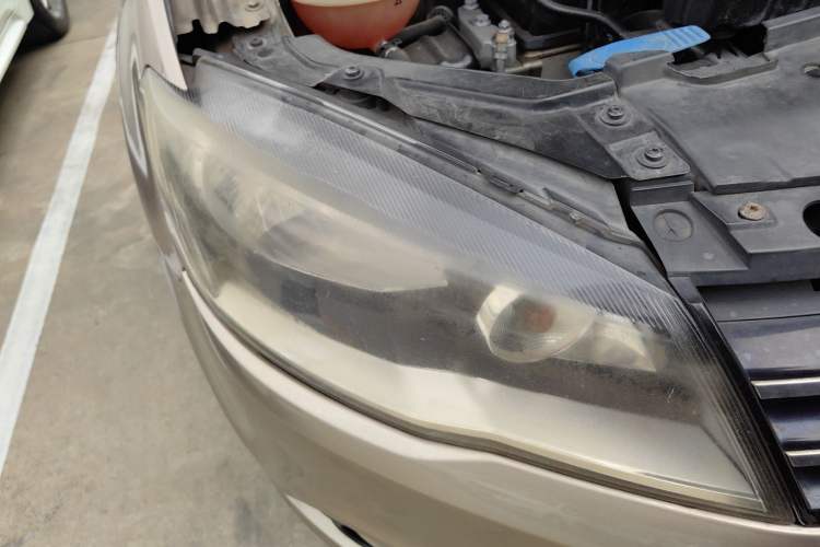 Used Volkswagen Jetta 2013 1.6L Automatic Comfort Model Right Front Headlight