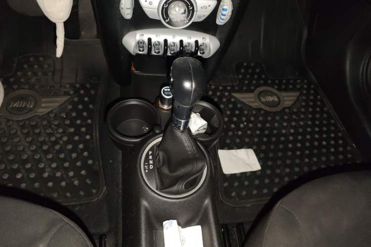 Used MINI 2010 1.6L COOPER Cheer

