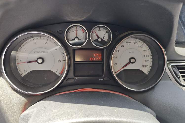 Used Peugeot 308 2014 Enjoy Edition Classic 1.6L Manual Fashion Model
