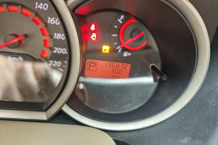 Used Nissan Sylphy 2012 Classic 1.6XE Automatic Comfort Edition Odometer Close Up