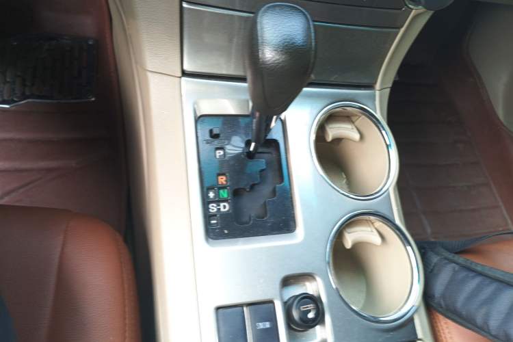 Used Toyota Highlander 2012 2.7L 2WD 5-Seater Elite Edition Gear Lever