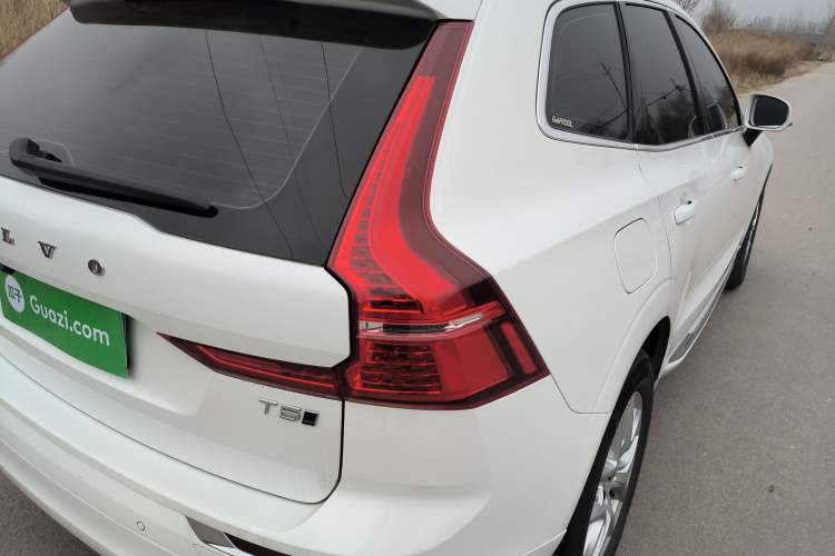 Used Volvo XC60 2021 T5 4x4 Smart Luxury Edition
