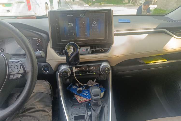 Used Toyota RAV4 2020 2.0L CVT Two-Wheel Drive Fashion Edition