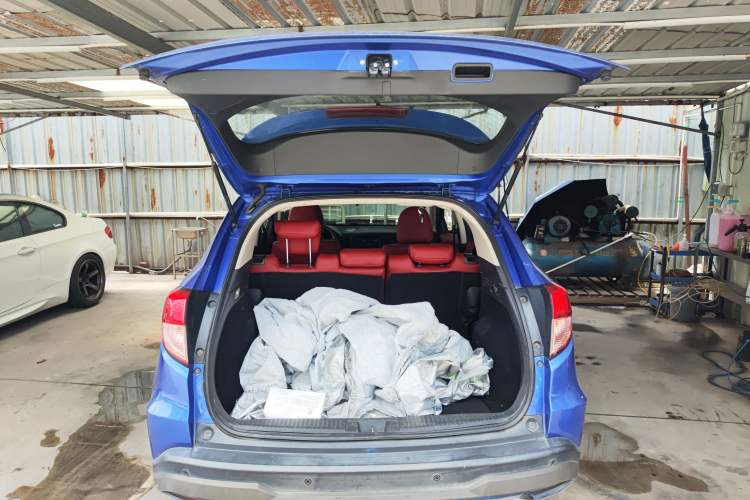 Used Honda Vezel 2015 1.5L CVT two-wheel drive Comfort trim
