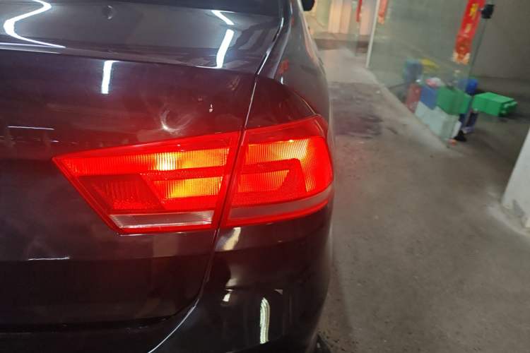 Used Volkswagen Santana 2015 1.6L Manual Fashion Edition Right Rear Taillight