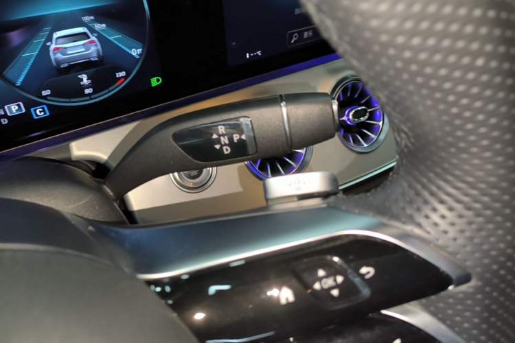 Used Mercedes-Benz E-Class 2023 E 260 Coupe Gear Lever