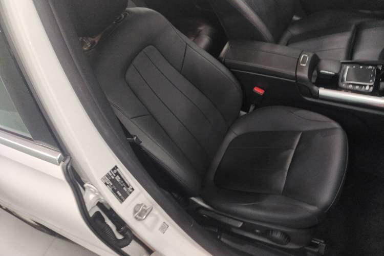 Used Mercedes-Benz B-Class 2022 Second Facelift B 200 Fashion Edition