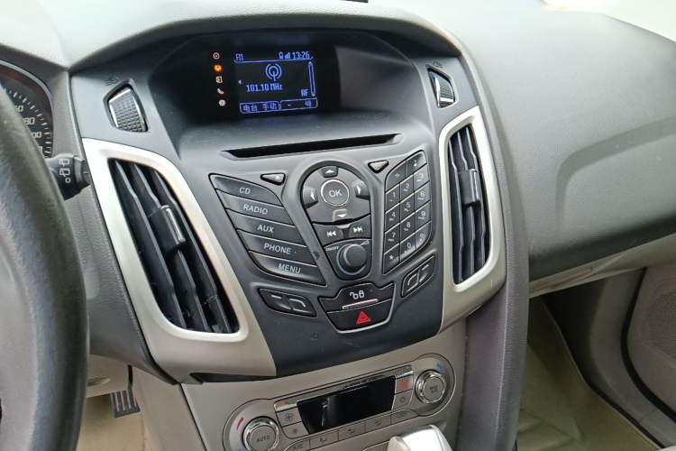 Used Ford Focus 2012 Hatchback 1.6L Automatic Fashion Edition