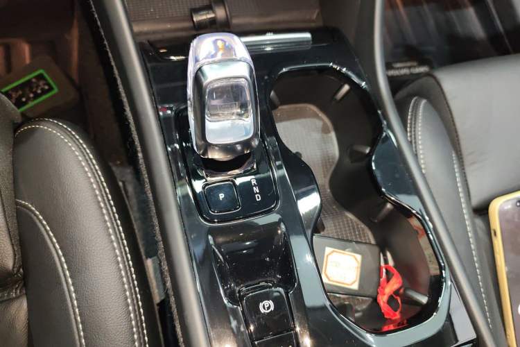 Used Volvo XC40 2024 B4 4x4 Smart Luxury Edition
