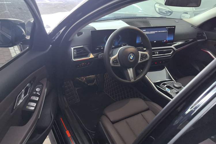 Used BMW i3 2022 eDrive 35 L