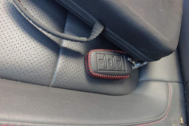 Used CHANGAN CS75 2017 Shangkui Edition 1.5T Automatic Fengyue Model
