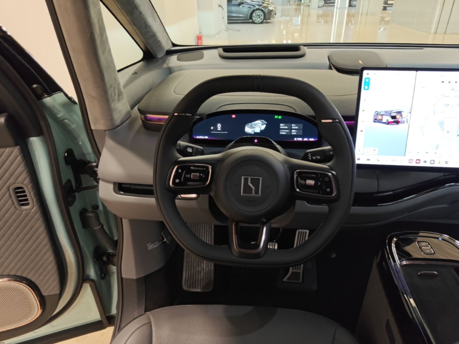 Zeekr MIX 2025 Intelligent Driving Version — снимка 13