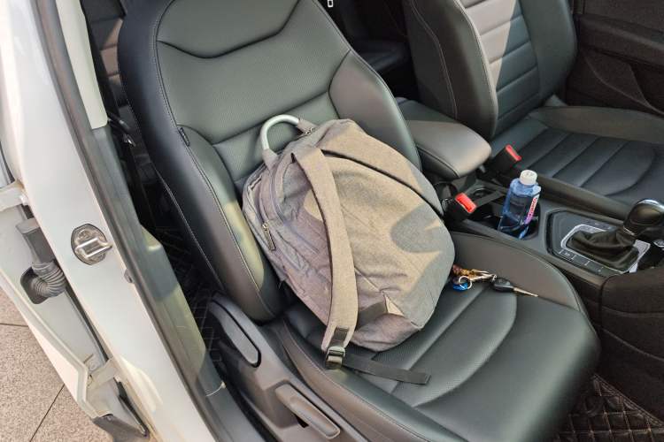 Used Volkswagen Tharu 2022 280TSI Two-Wheel-Drive Luxury Edition