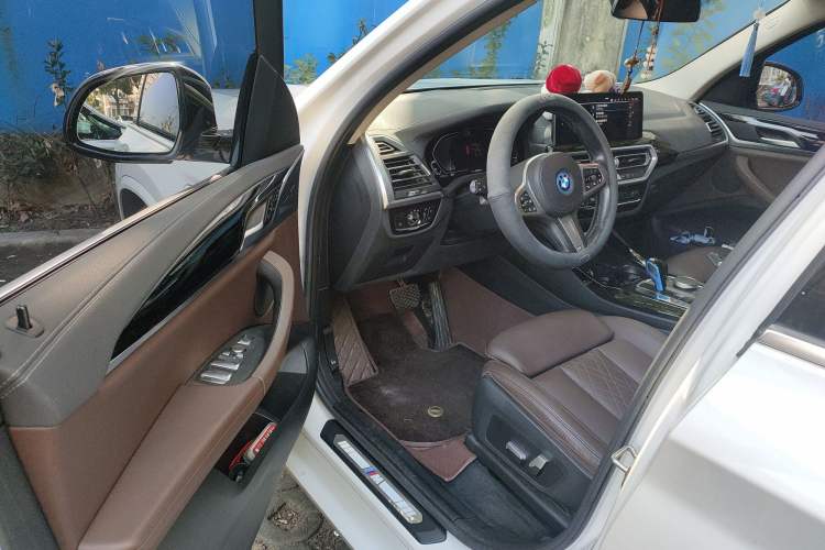 Used BMW iX3 2022 Leading Model