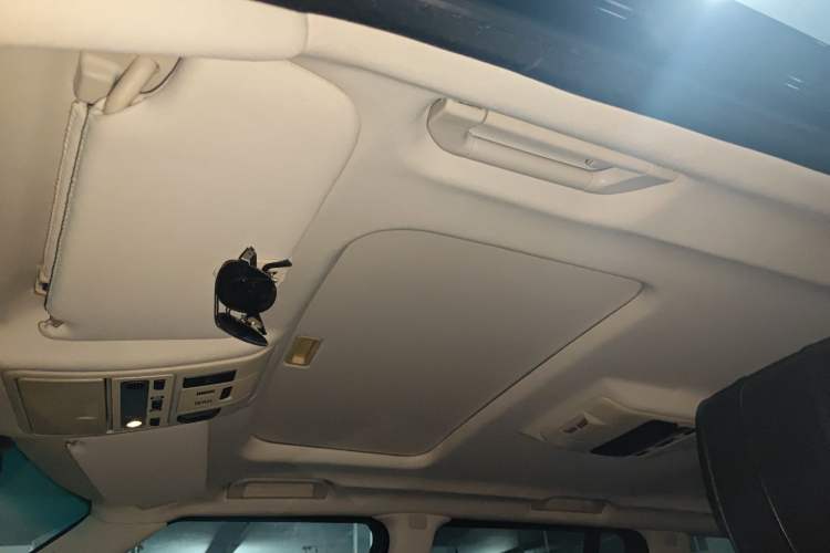 Used Land Rover Range 2011 3.6 TDV8
