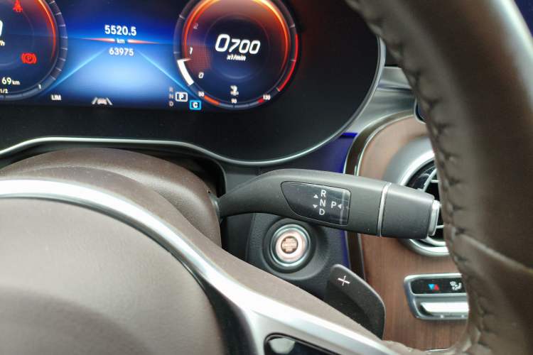 Used Mercedes-Benz GLC 2021 GLC 300 L 4MATIC Dynamic Model Gear Lever