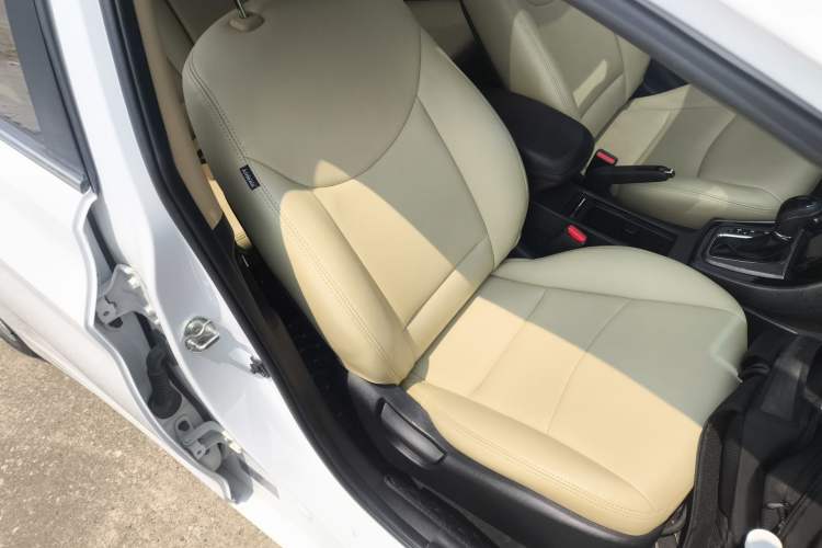 Used Hyundai Elantra (5th Generation / Langdong) 2013 1.6L Automatic Leading Model Right Front Seat