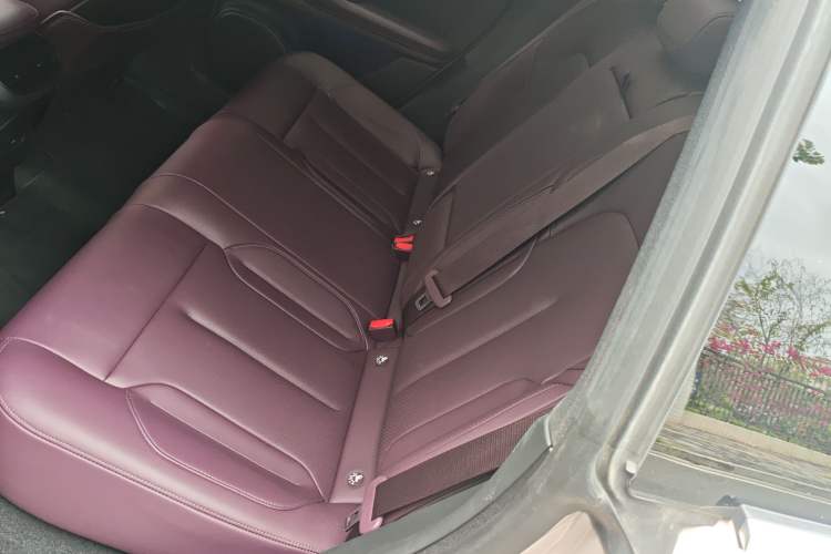 Used Nio ET5T 2024 75kWh Touring
