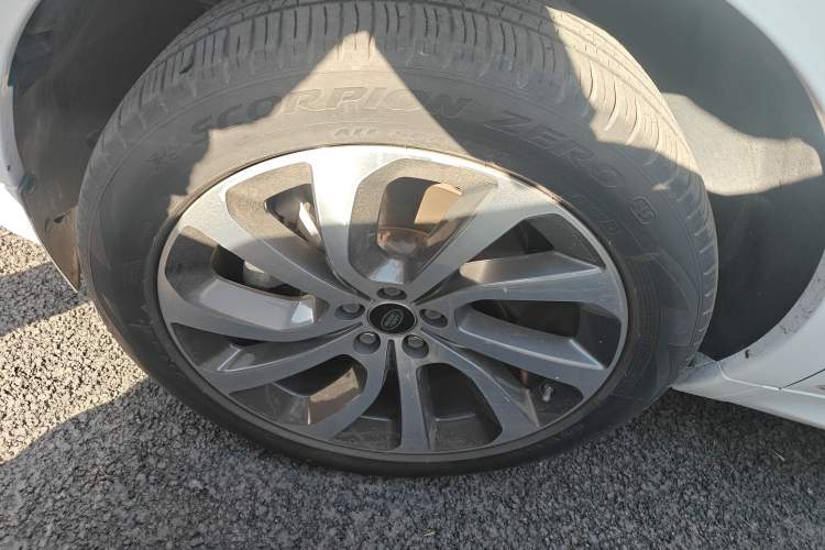 Used Land Rover Discovery Sport 2020 249 PS R-Dynamic Performance Tech Edition 5 Seats
