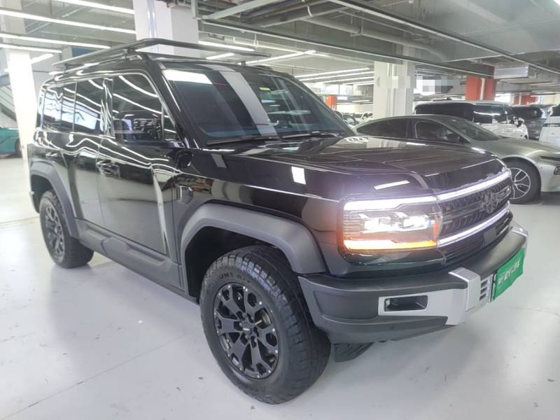 Used Formula Leopard 5 2023 Navigator Edition — 3