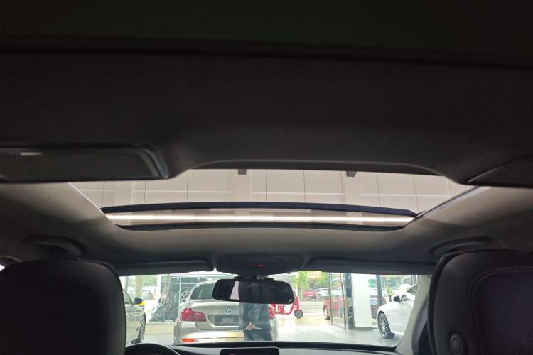 Used Mercedes-Benz C-Class 2018 C 200 L Sport Edition Headliner