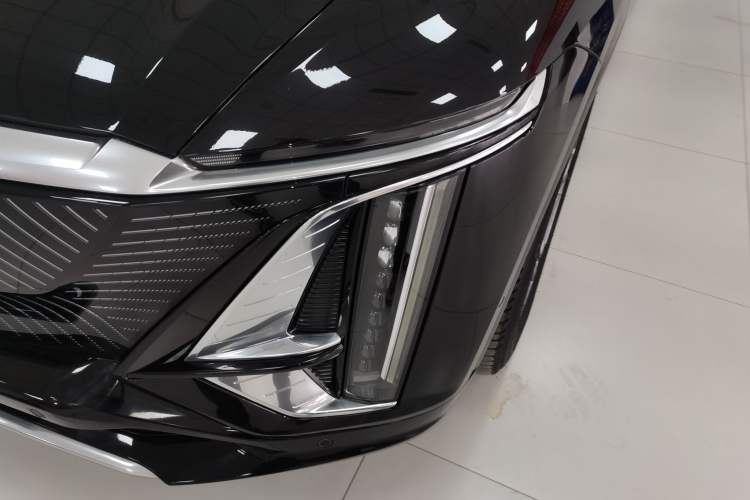 Used Cadillac LYRIQ 2022 Rear-Drive Long-Range Prestige Edition
