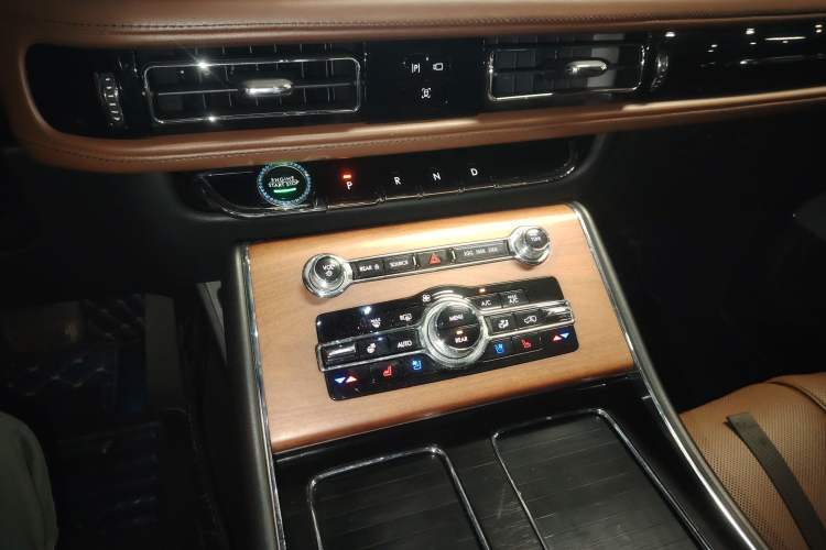 Used Lincoln Aviator 2022 3.0T V6 Four-Wheel Drive Executive Edition