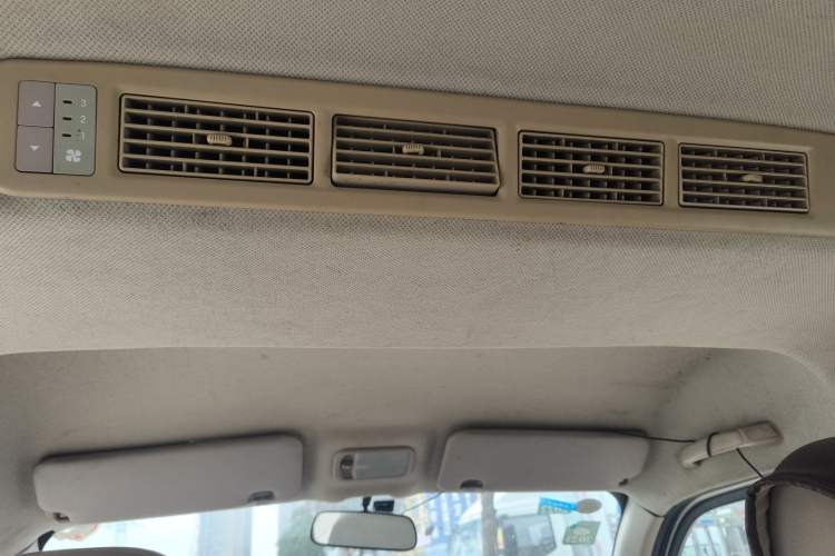 Used Wuling Rongguang 2014 1.2L S Standard Model