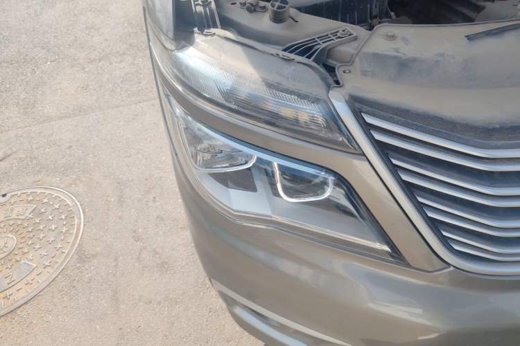 Used FORTHING Lingzhi 2020 M5L 1.6L Base Model 7 Seats
