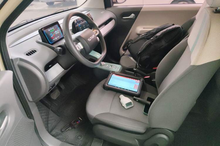 Used CHANGAN NEVO Lumin 2022 155 km – Refreshingly Sweet Edition Driver Seat