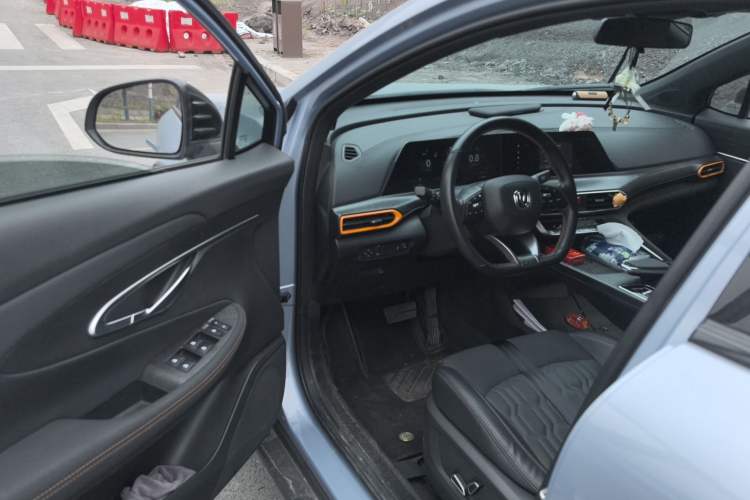 Used CHANGAN UNI-T 2022 1.5T Prestige Version
