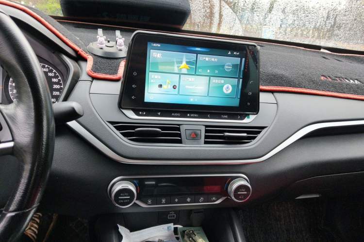 Used Nissan Teana 2020 2.0L XL Comfort Edition Audio And AC Panel