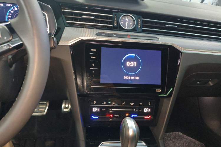 Used Volkswagen FAW-Volkswagen CC 2020 330TSI Glamour Edition China VI Standard Audio And AC Panel