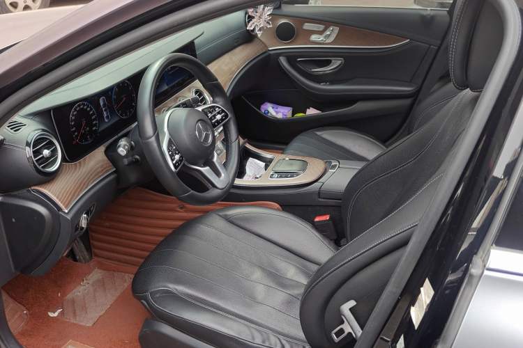 Used Mercedes-Benz E-Class 2019 E 300 L Stylish Model
