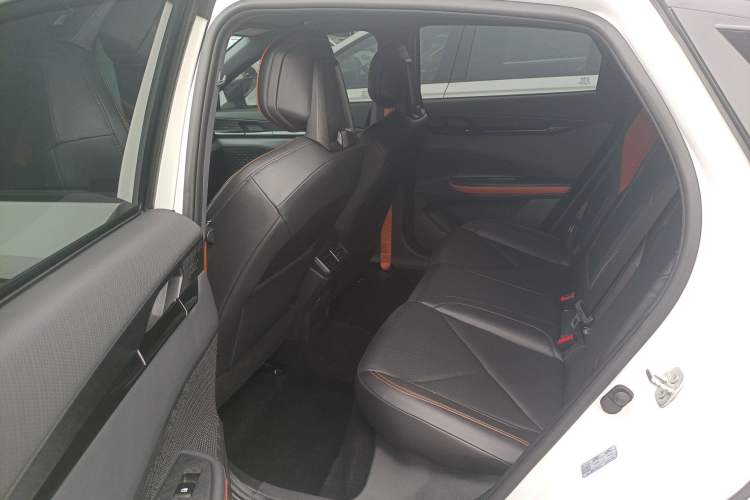 Used CHANGAN UNI-V 2022 1.5T Prestige Version
