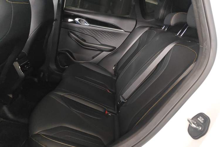 Used Geely Auto Coolray 2025 Bin Yue L 1.5T DCT Starlight Edition