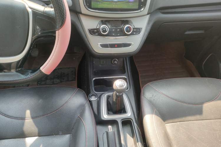 Used Jinbei 750 2016 1.5L e-Drive Version
