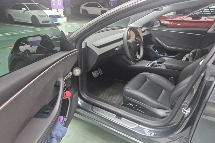Used Tesla Model 3 2023 Long-Range All-Wheel-Drive Version