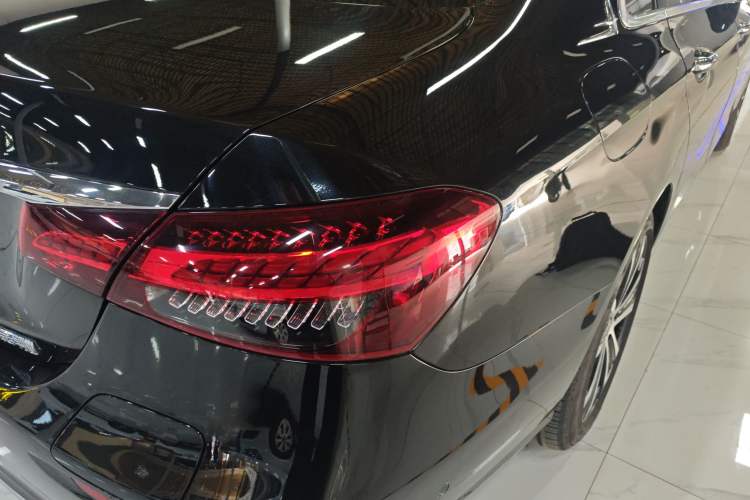 Used Mercedes-Benz E-Class New Energy 2022 E 350 e L Plug-in Hybrid Sedan