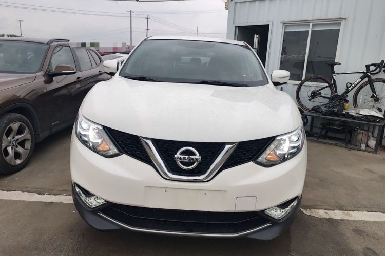 Used Nissan Qashqai 2017 2.0L CVT Elite Edition China V Standard Front