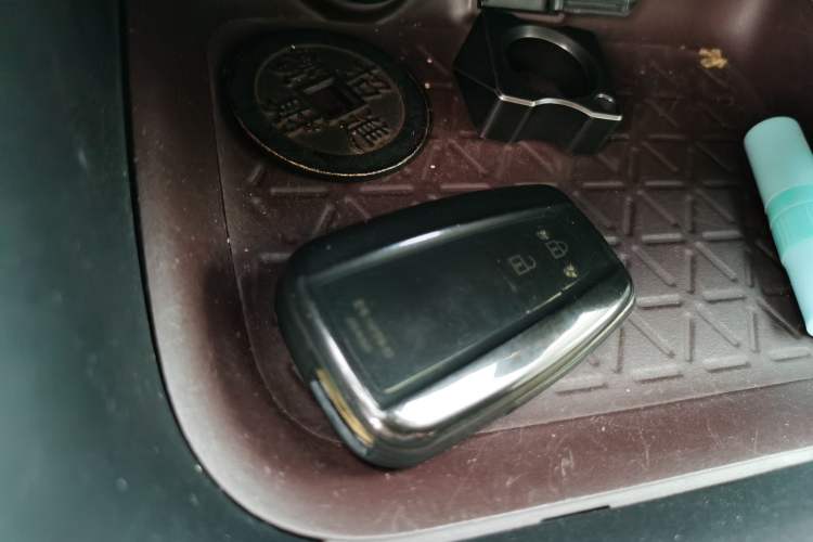 Used Toyota RAV4 2022 2.0L CVT Four-Wheel Drive Premium Edition