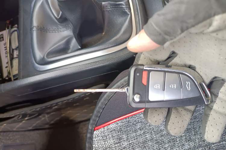 Used Bestune B30 2016 1.6L manual luxury version
