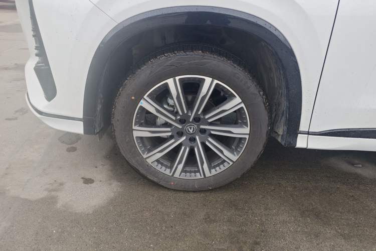 Used CHANGAN CS75 PLUS 2026 Model, Smart Champion Edition 1.5T New Blue Whale Smart Navigation Version
