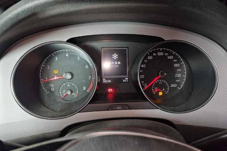 Used Volkswagen Golf Sportsvan 2016 230TSI Automatic Trend Edition
