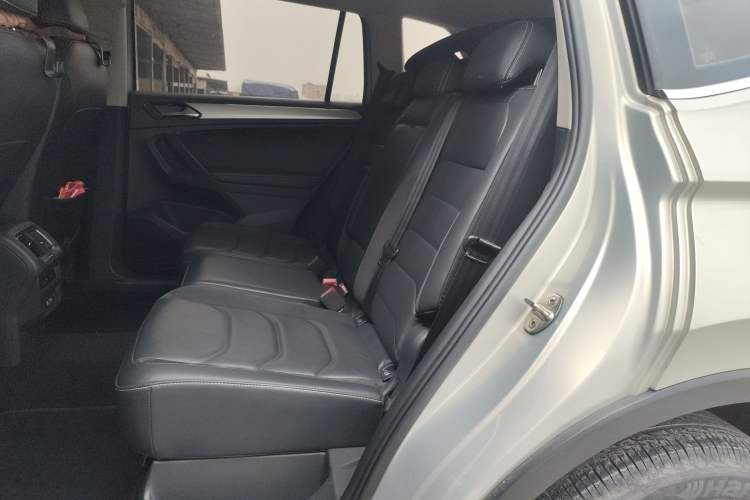 Used Volkswagen Tiguan L 2018 330TSI Automatic Two-Wheel Drive Luxury Edition