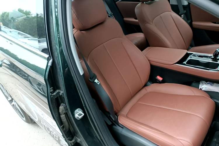 Used Geely Auto Emgrand 2026 Model 5th Generation 1.5T DCT Flagship Edition
