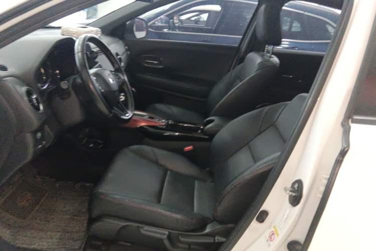 Used Honda XR-V 2015 1.8L VTi CVT Luxury Edition Left Front Seat