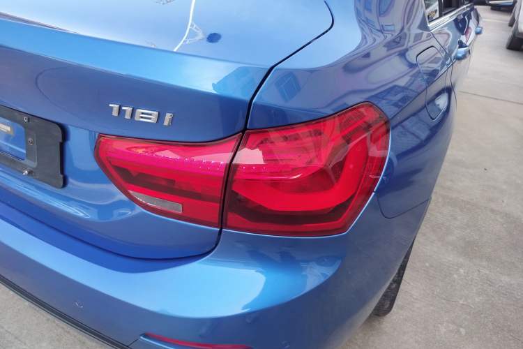 Used BMW 1 Series 2017 118i Design Package Model